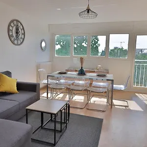  Apartamento Spacieux Avec Balcons, 4 Chambres, Espace & Confort, Centre Gare